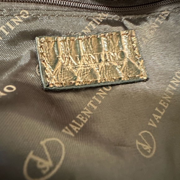 Valentino by Serendipity Valentino Bucket Bag - Picture 9 of 11